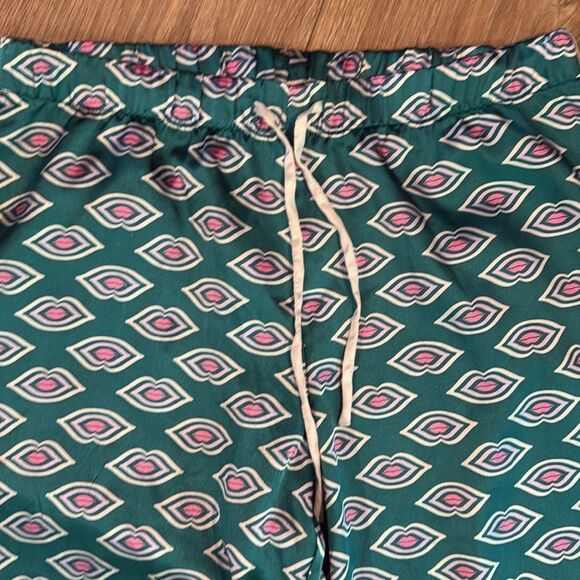 ((2 PAIR)) VICTORIAS SECRET WIDE LEG SATIN PAJAMA PANTS SIZE SMALL - Picture 7 of 8